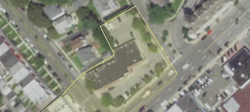 201 Main St