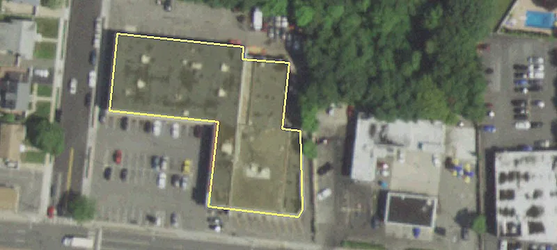 2305 Hempstead Tpke