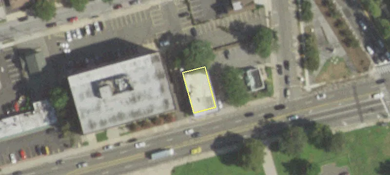 110 Old Country Rd