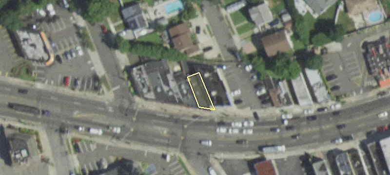 188 Merrick Rd