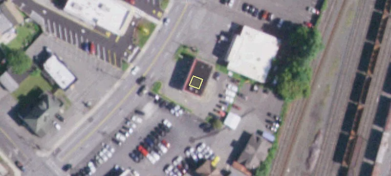 560 Albany Ave