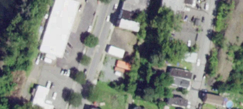 640 Riv St