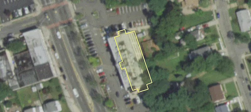 380 Nassau Rd