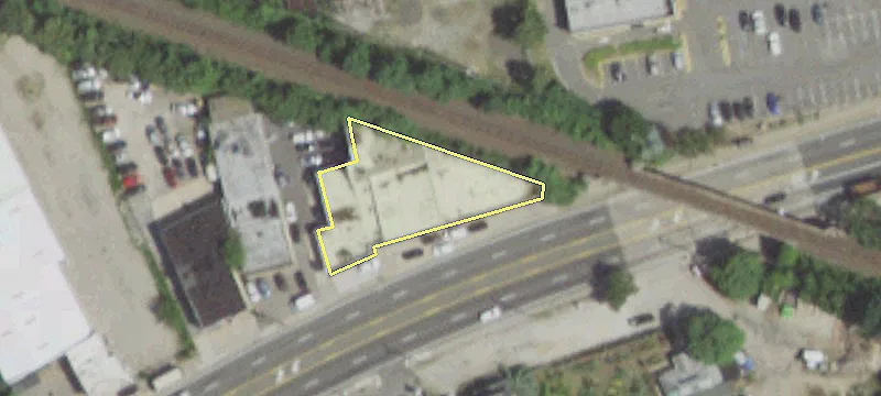 55 Hempstead Tpke