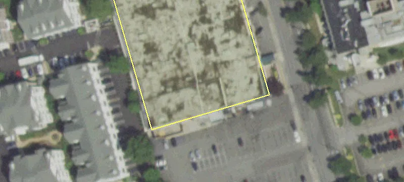 1100 Stewart Ave