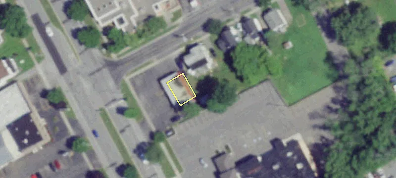 395 Main St