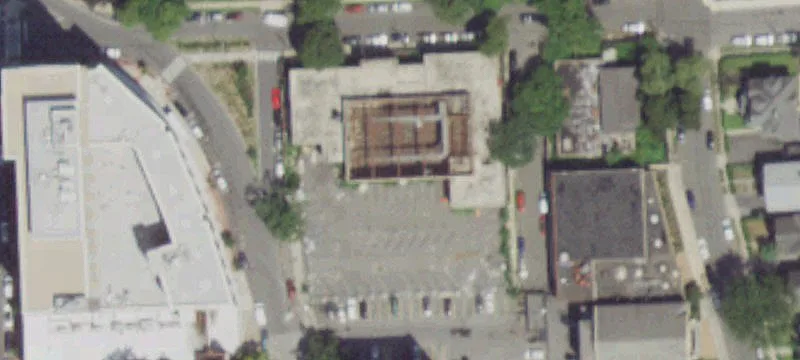 30 Oakley Ave