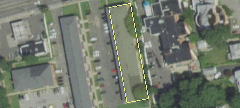287 Merrick Rd