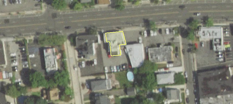 140 Merrick Rd