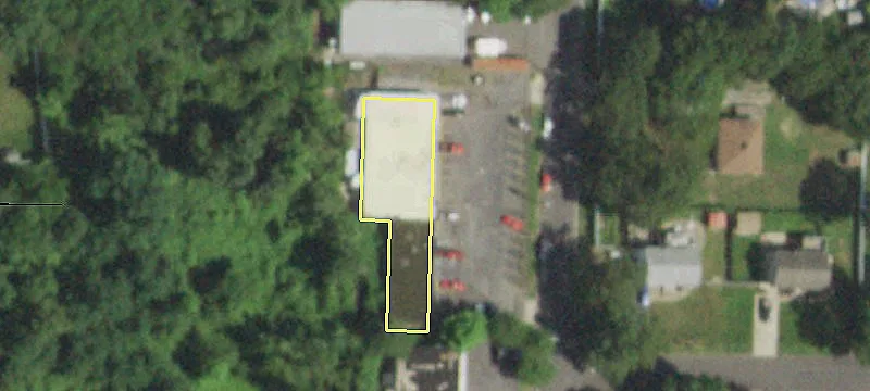 130 Freeman Ave