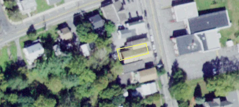 16 Main St
