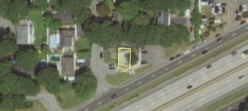 521 Sunrise Hwy