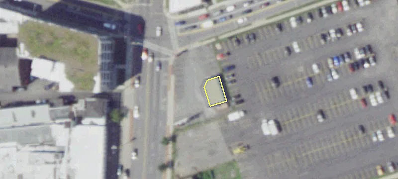 1035-37 Fayette W St