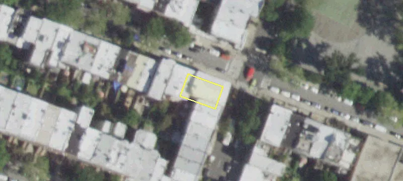 390 Ct St