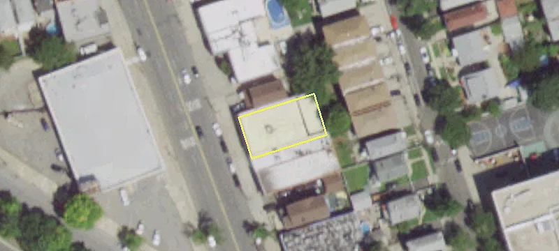 3867 Tremont Ave