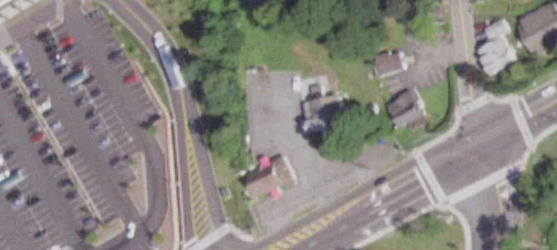3172 Main St