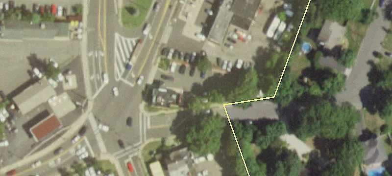 650 Ft Salonga Rd