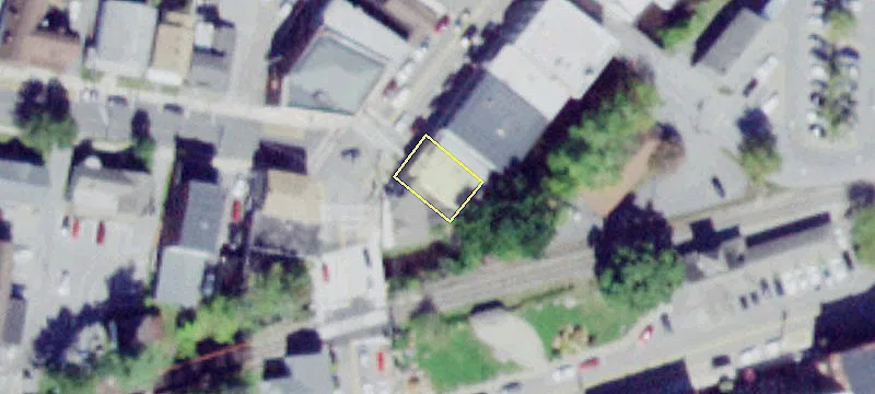 16 Main St