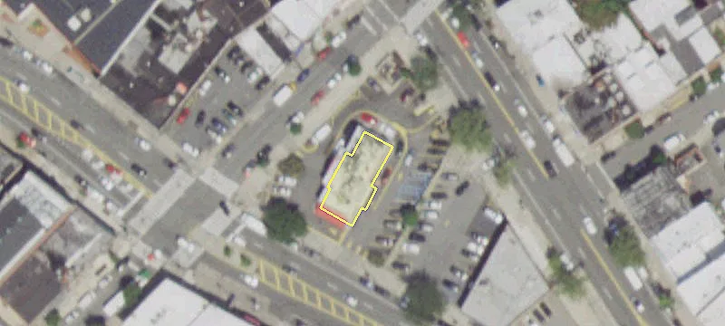 2703 Tremont Ave