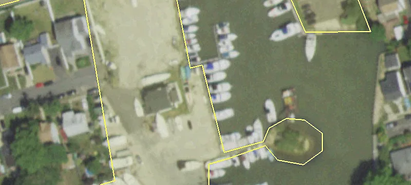 39 Bch Ave