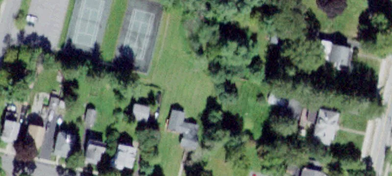24 Albany Ave