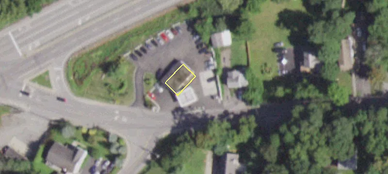 1530 Main St