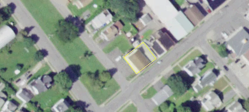 120-122 Frankfort St