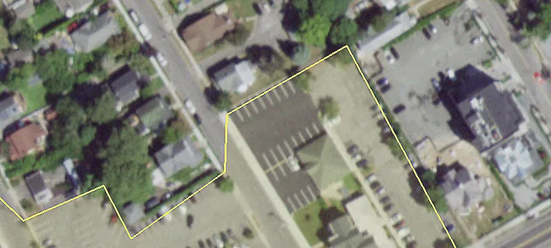 124-126 Un Ave