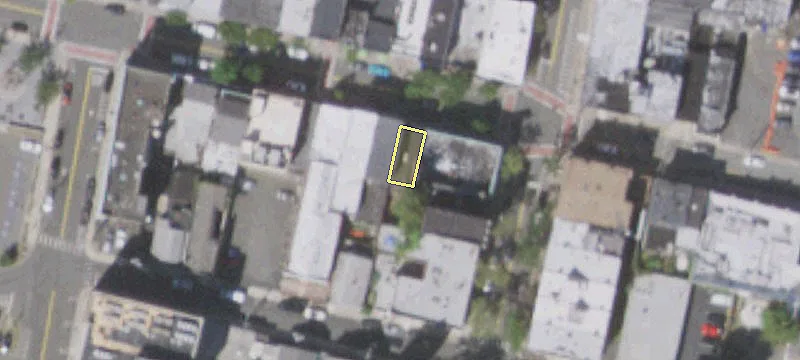 81 Main St