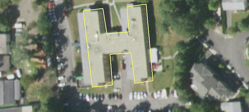 225 Maple Ave
