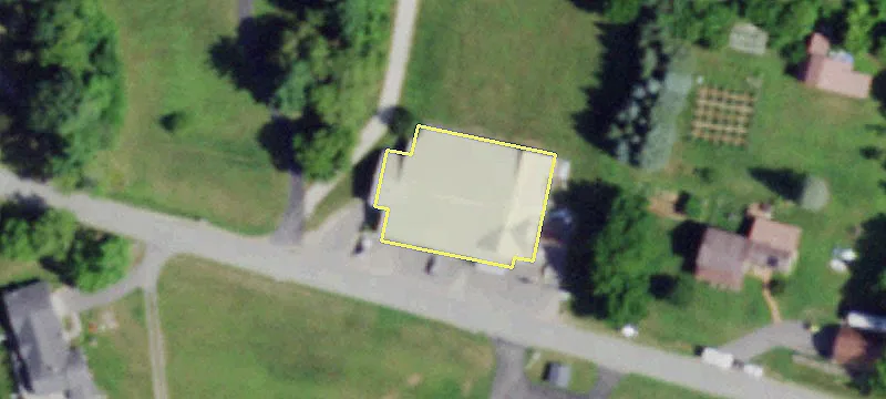 72 Thompson Rd