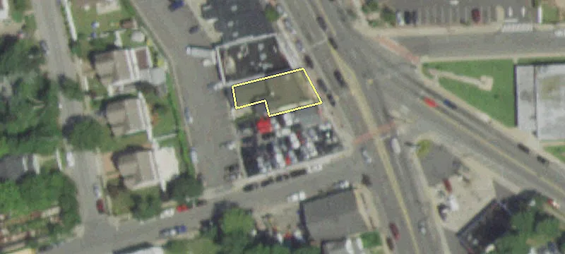 239 Nassau Rd