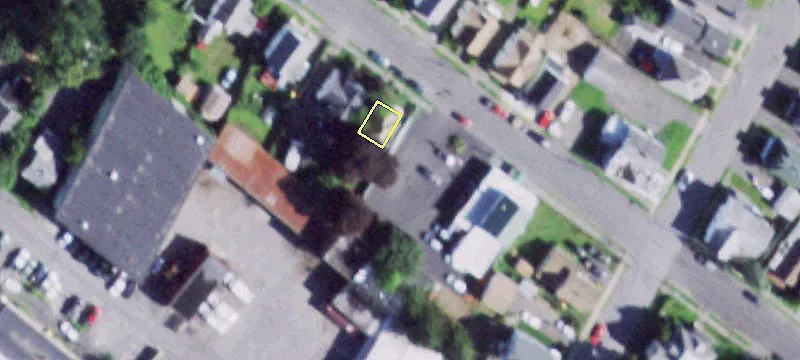 33-35 Smith Ave