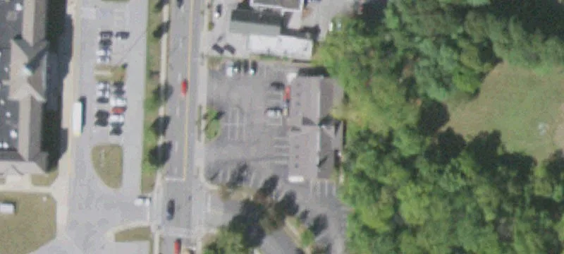 310 Robinson Ave