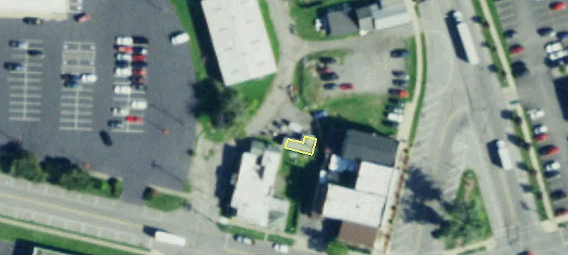 111 Manhattan St