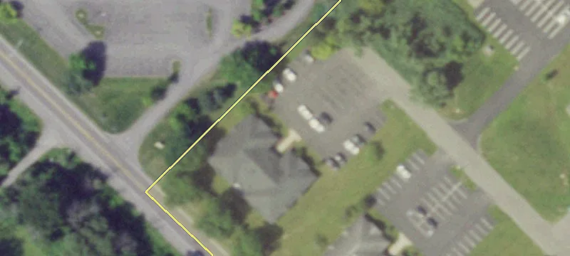 5770 Cmns Park
