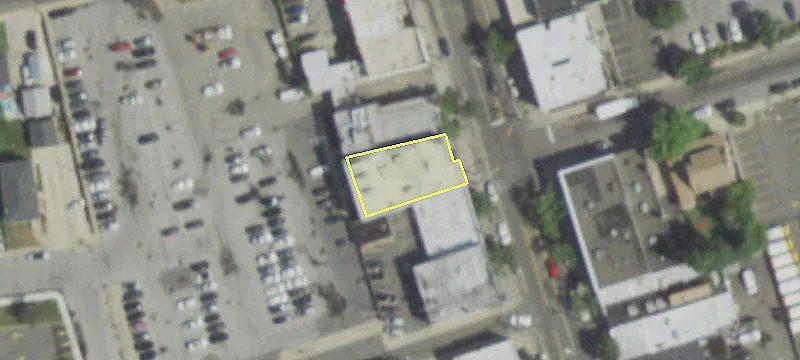 31 Merrick Ave