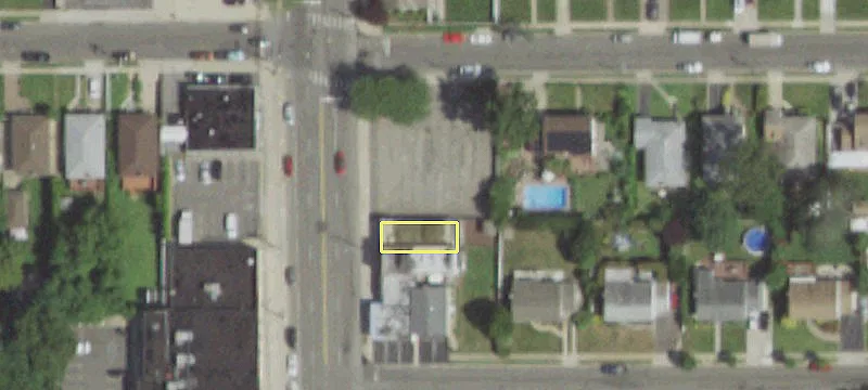 1071 Broadway