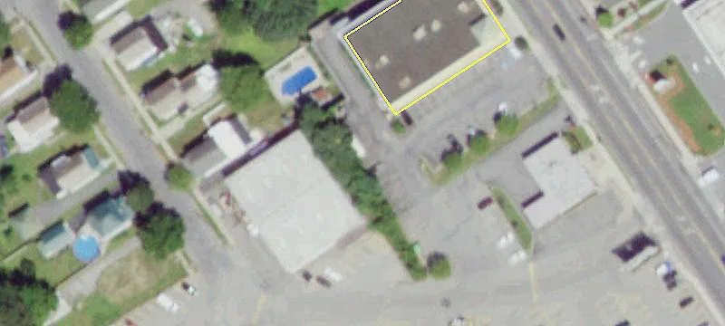 100 Main St