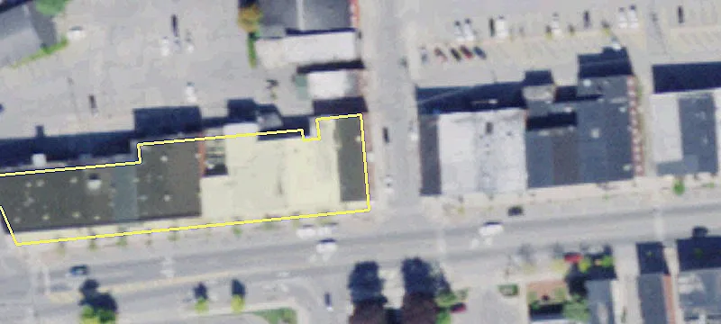 43 Main St