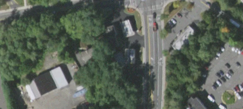 129 Rte 303
