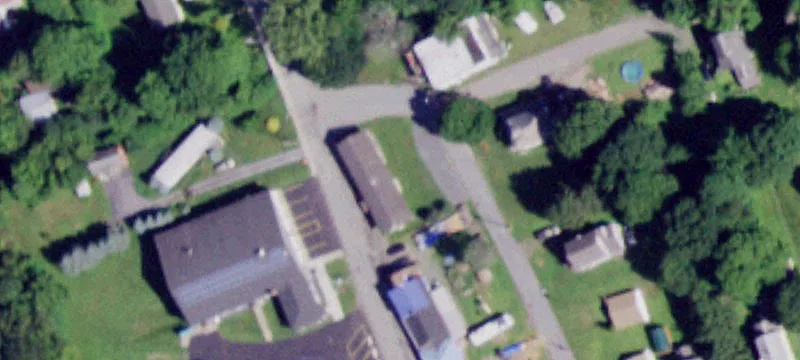15 Railroad Ave