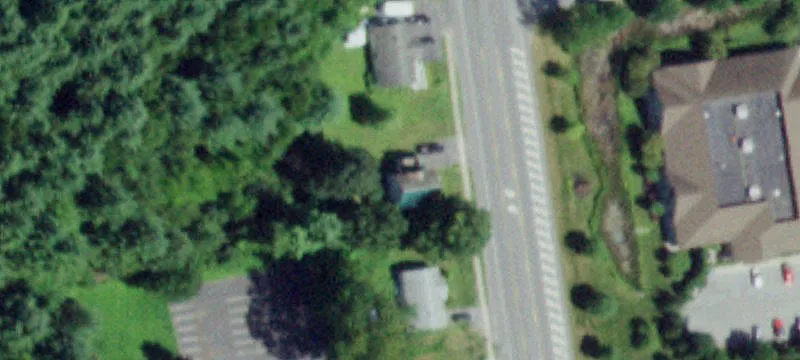 421 Bay Rd