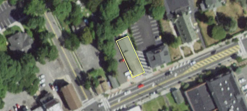 9 Montauk Hwy