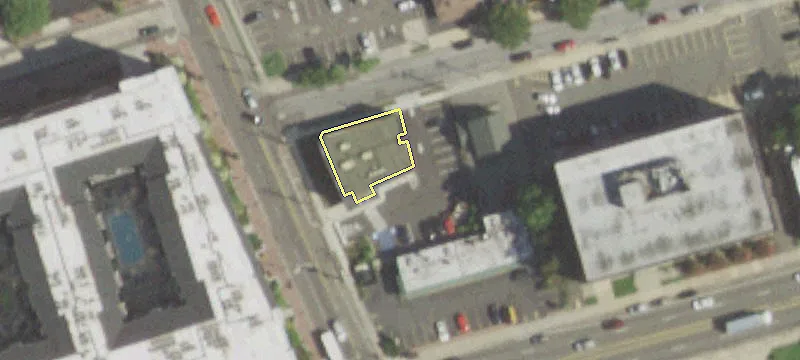 34 Willis Ave