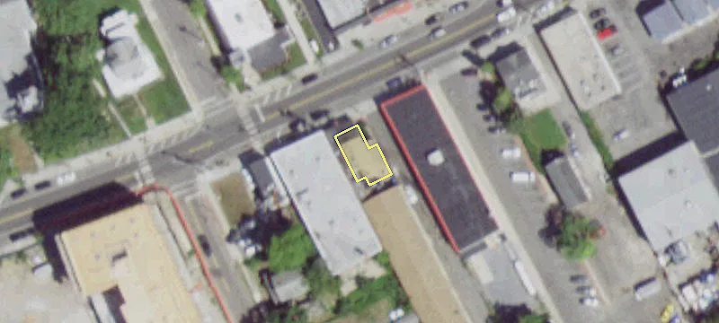 313 Main St
