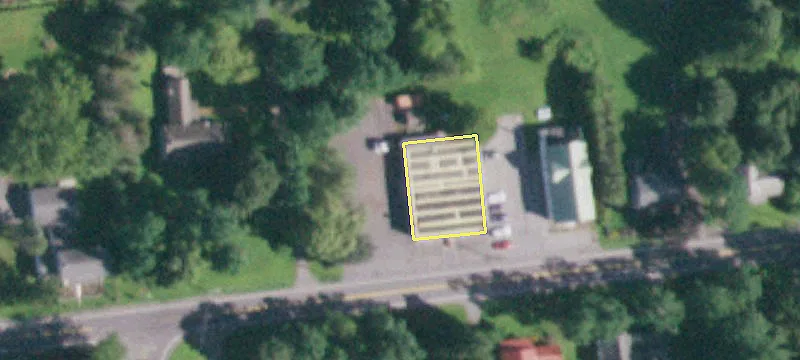 786 Charlton Rd