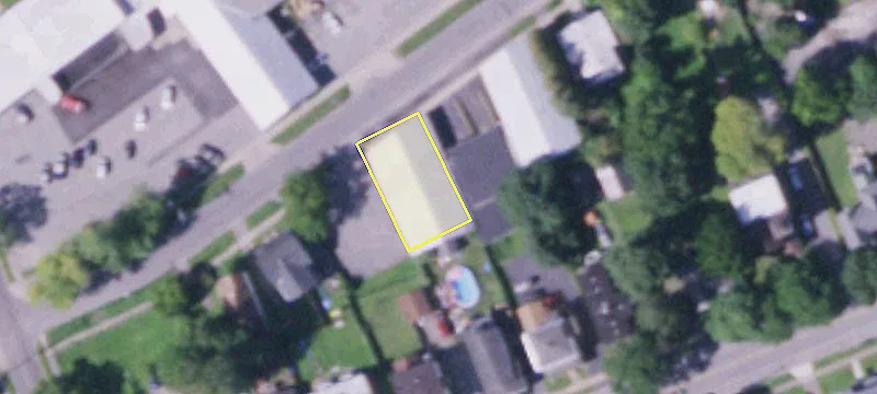 327 Farrier Ave