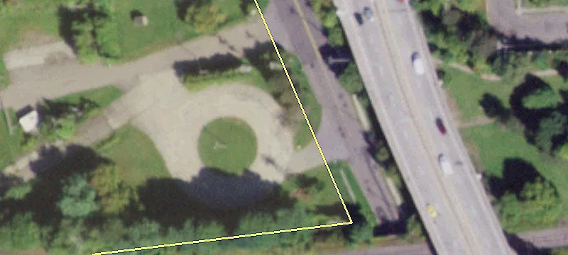 666 Riverside Dr