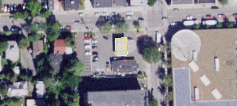 210 Cayuga St